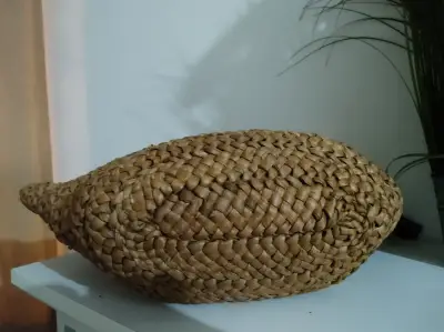 Bolso de mimbre con asas de madera - miniatura 3