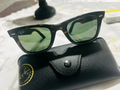 Gafas de sol Ray-Ban Wayfarer clásicas - miniatura 4