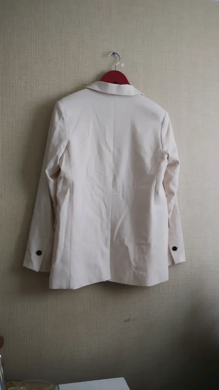 Blazer beige de mujer Sybilla elegante - 2