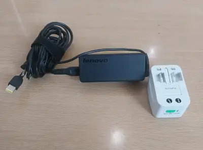 Cargador Lenovo 65W Punta Rectangular + Adaptador - miniatura 1