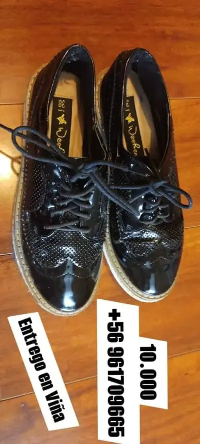 Zapatos de charol negro estilo Oxford talla 38 - miniatura 1