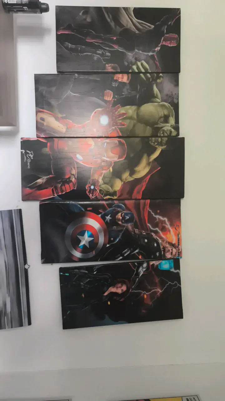 Cuadro decorativo Avengers en paneles