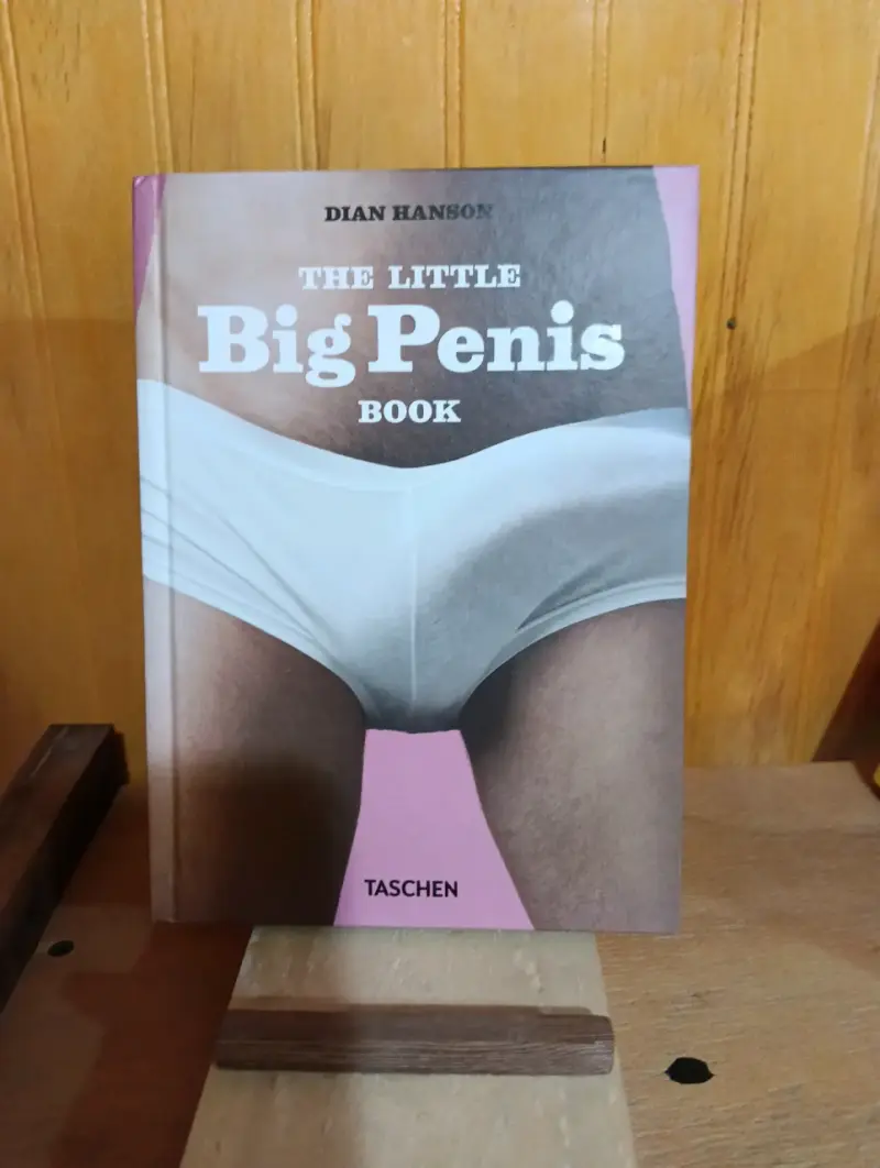 Libro 'The Little Big Butt Book' de Taschen - 2