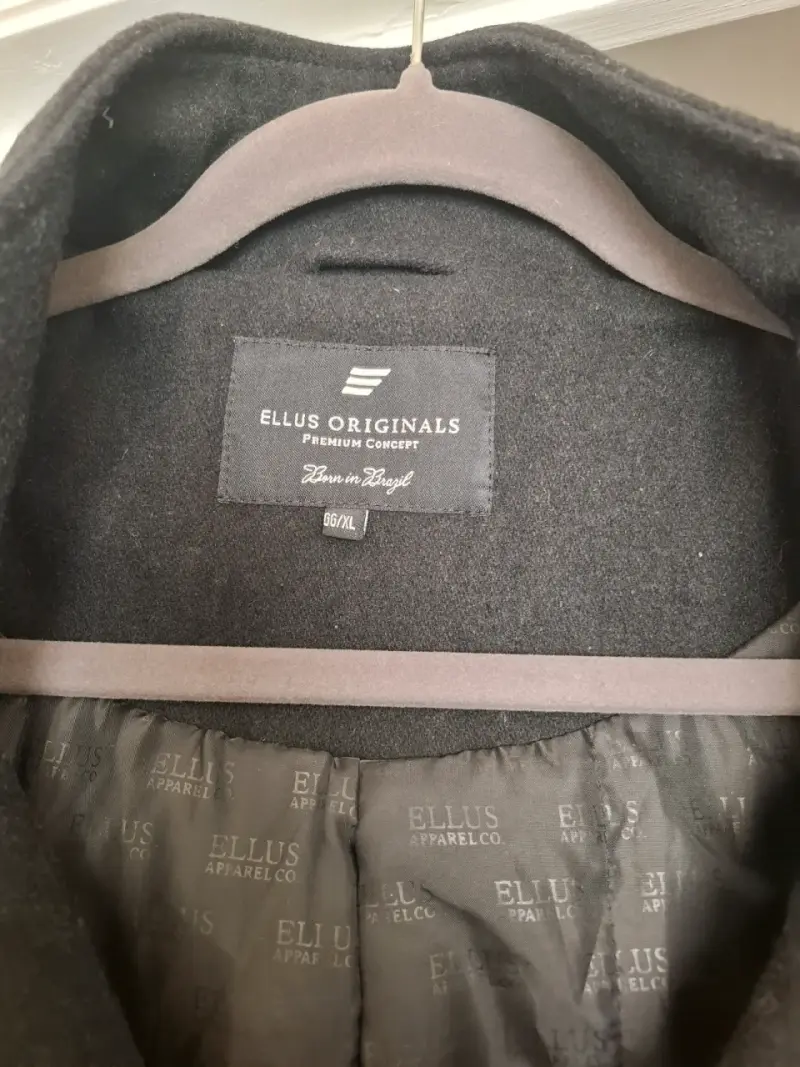 Abrigo negro con capucha para hombre - 5