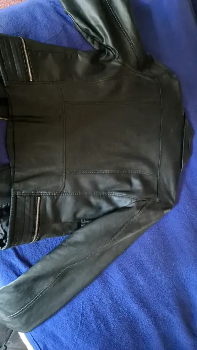 Chaqueta de cuero negra estilo biker Studio F - miniatura 6