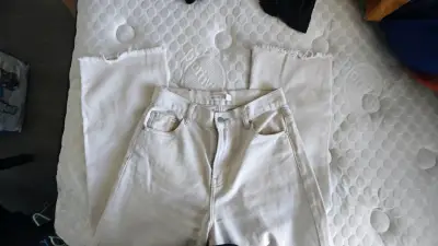 Jeans beige de mujer talla 36 ALANIZ cropped - miniatura 2