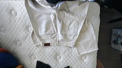 Jeans beige de mujer talla 36 ALANIZ cropped - miniatura 3