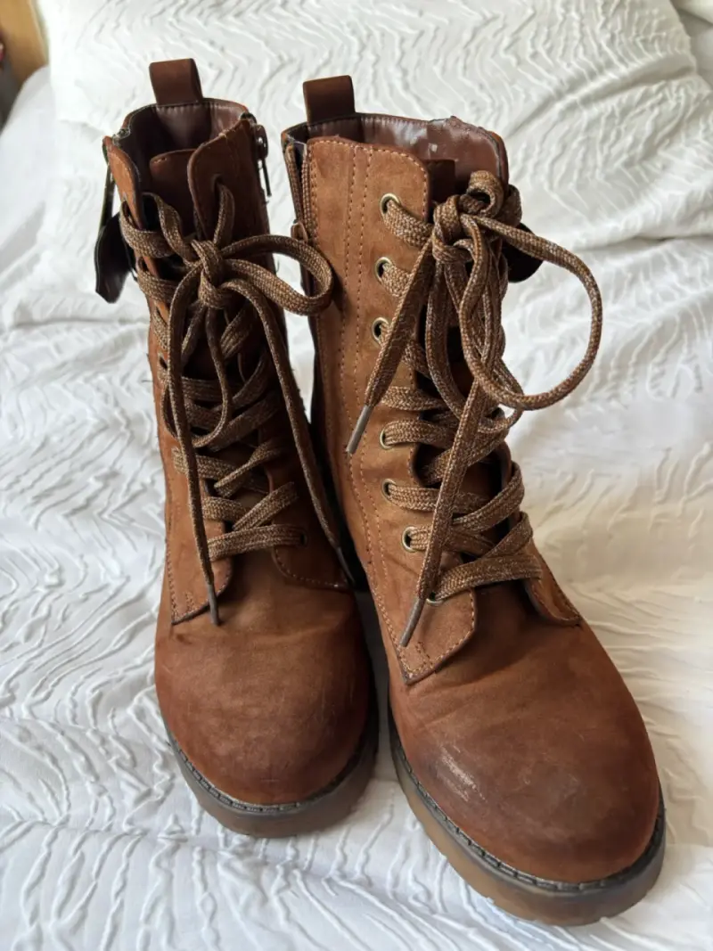 Botas de cuero marrón con cordones - 3