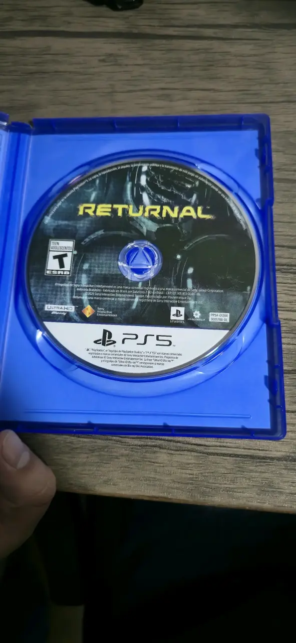 Juegos PS5: Returnal y Ratchet & Clank - 3