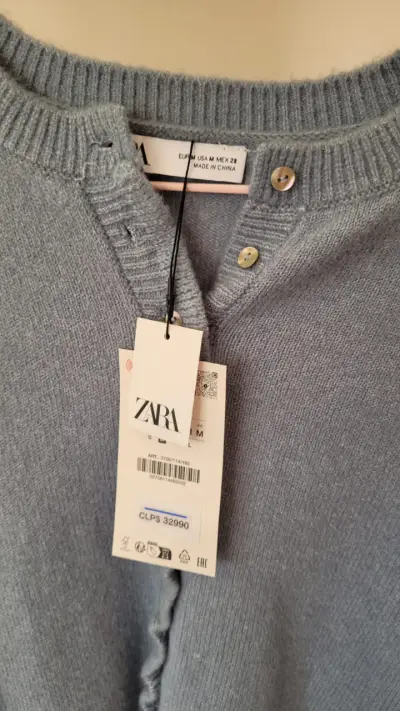 Chaleco  Zara con volantes CELESTE Y GRIS T/M - miniatura 2