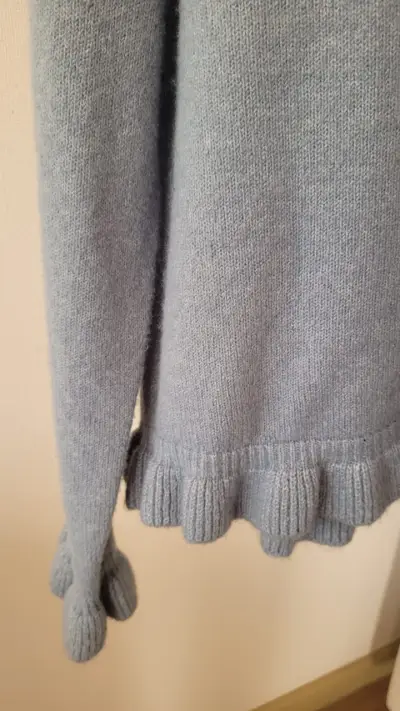 Chaleco  Zara con volantes CELESTE Y GRIS T/M - miniatura 3