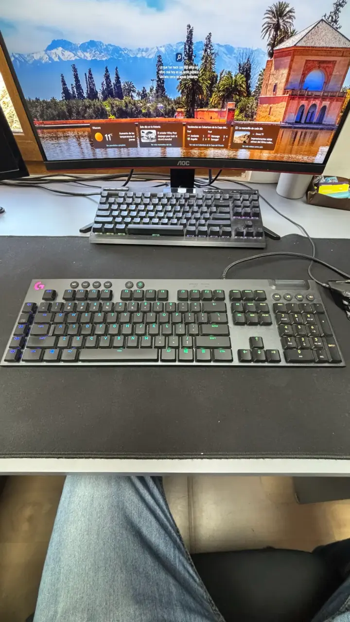 Teclado Logitech G815 - 1