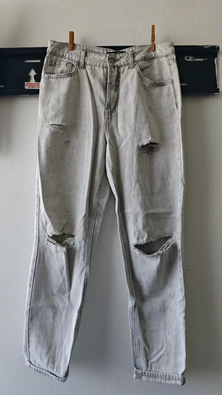 Jeans rotos FOSTER talla 38 - 1