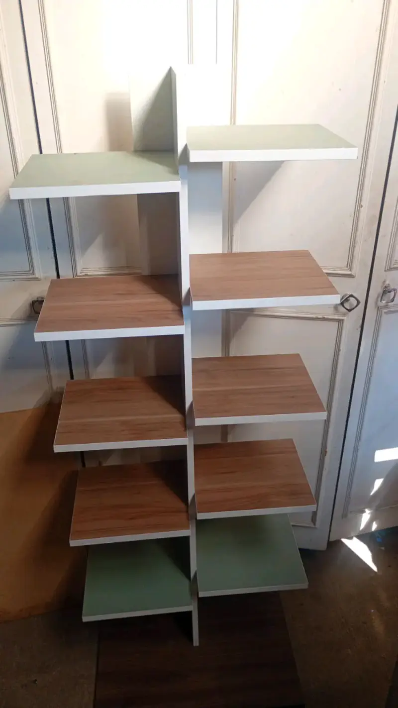 Estante de exhibición de madera moderno - 5