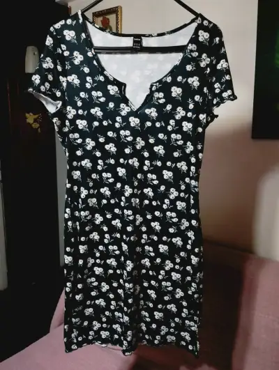 Vestido floral negro Shein - miniatura 1