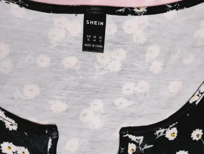 Vestido floral negro Shein - miniatura 2