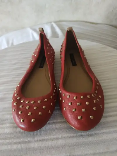 Bailarinas rojas con tachas Zara TALLA 35 - 36 - miniatura 5