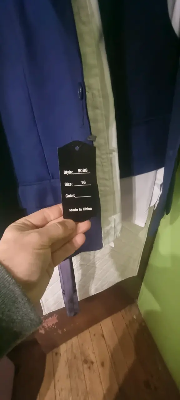 Traje azul para hombre con camisa blanca - 2