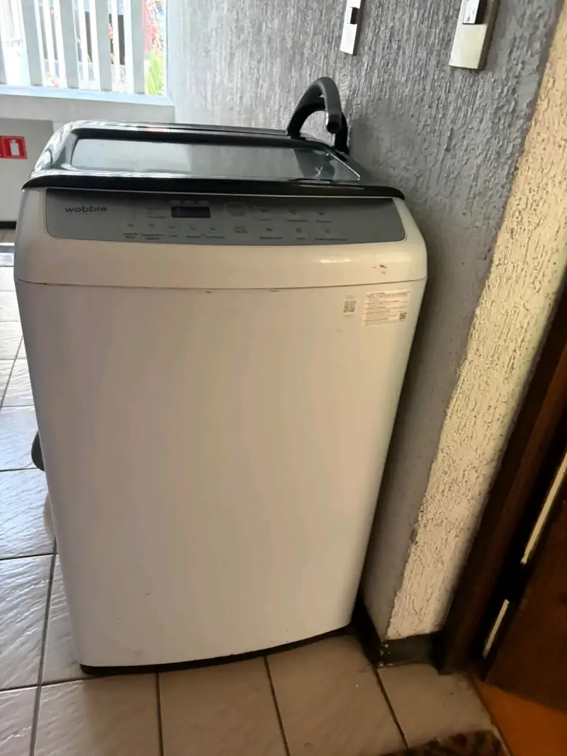 Lavadora Samsung Wobble 9kg en buen estado - 4