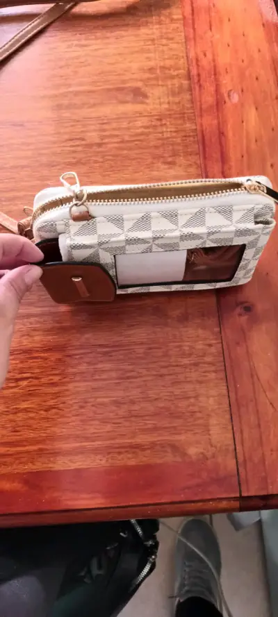 Bolso bandolera con diseño geométrico - miniatura 2