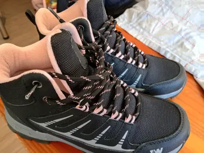 Botas de trekking negras para mujer N 38 - miniatura 2