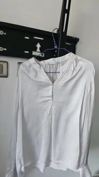 Blusa blanca de mujer marca Marquis - miniatura 1