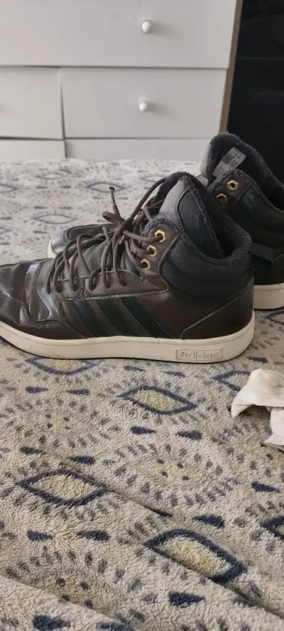 Zapatillas Adidas marrones de cuero - miniatura 2