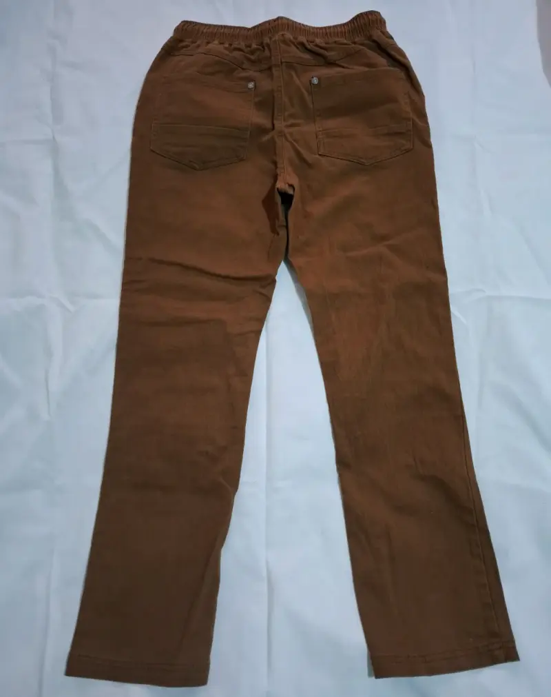 Pantalones casuales marrones para niño - 2