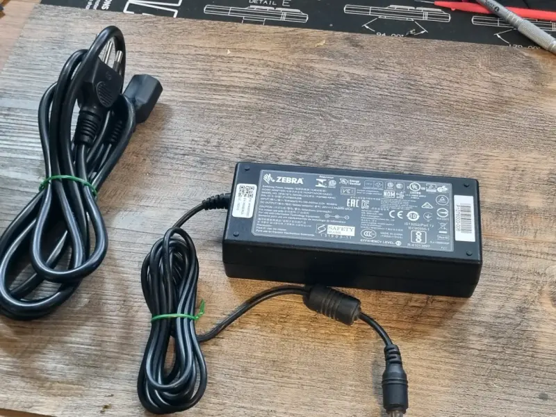 Cargador Impresora terminal Zebra original 24v