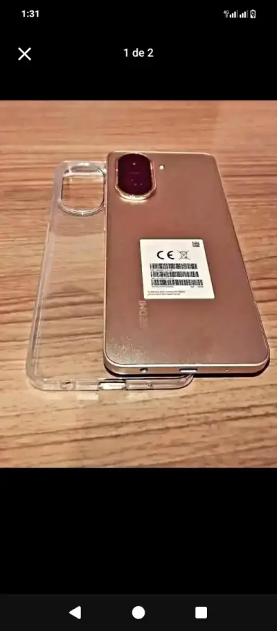 Smartphone Xiaomi con funda transparente - miniatura 1