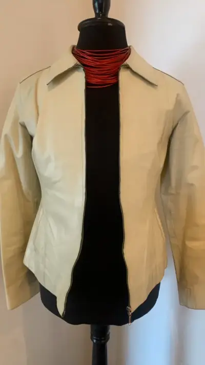 Chaqueta de cuero blanco invierno para mujer - miniatura 2