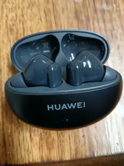 Auriculares inalámbricos Huawei free buds 6i negro - miniatura 1