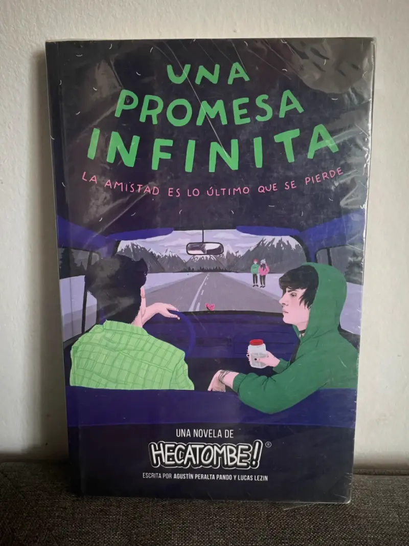Libro 'Una Promesa Infinita' de Hecatombe