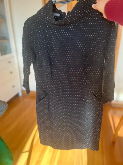 Vestido Laura Ashley con cuello alto y puntos - miniatura 6