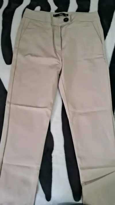 Pantalones negro de vestir para mujer marca Mango - miniatura 2