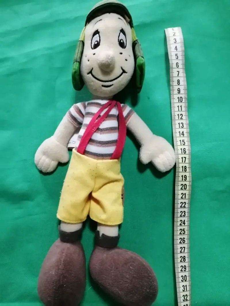 Peluche del Chavo del 8 con gorro verde - 2