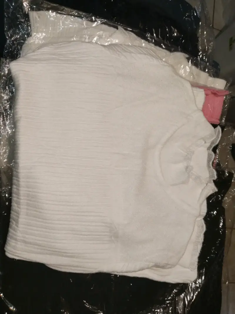 Suéter blanco de punto para mujer talla estandar