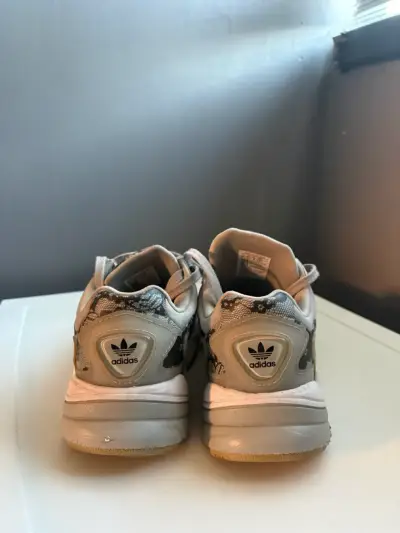 Zapatillas Adidas - miniatura 4
