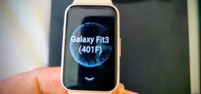 Smartwatch Samsung Galaxy Fit3 401F - miniatura 1