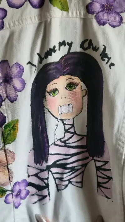 Chaqueta de mezclilla pintada a mano - miniatura 3