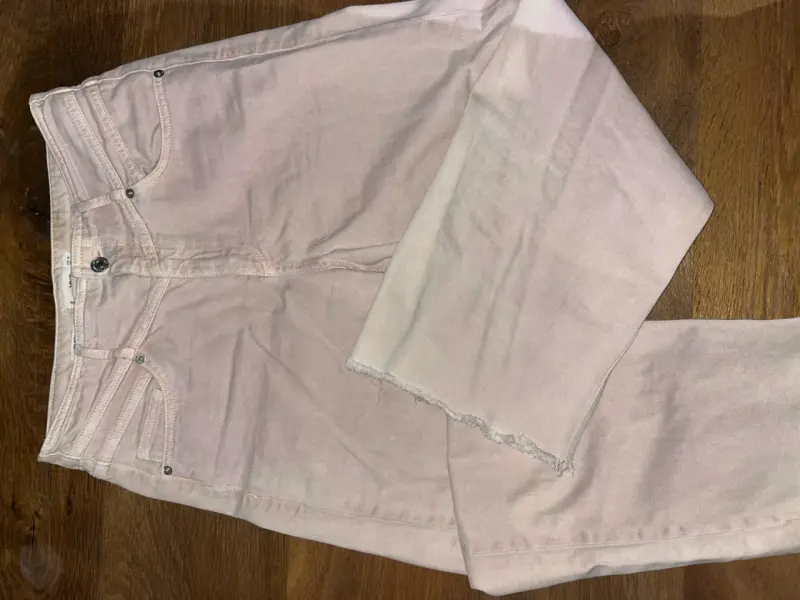 Jeans rosados de mujer Mango - 4