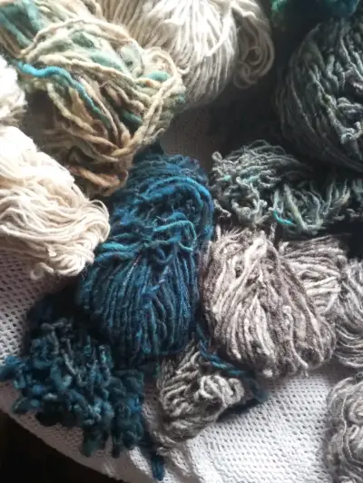 Lana de colores naturales para tejer - miniatura 4