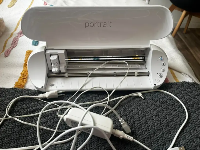 Plotter de corte con conectividad Bluetooth - 6