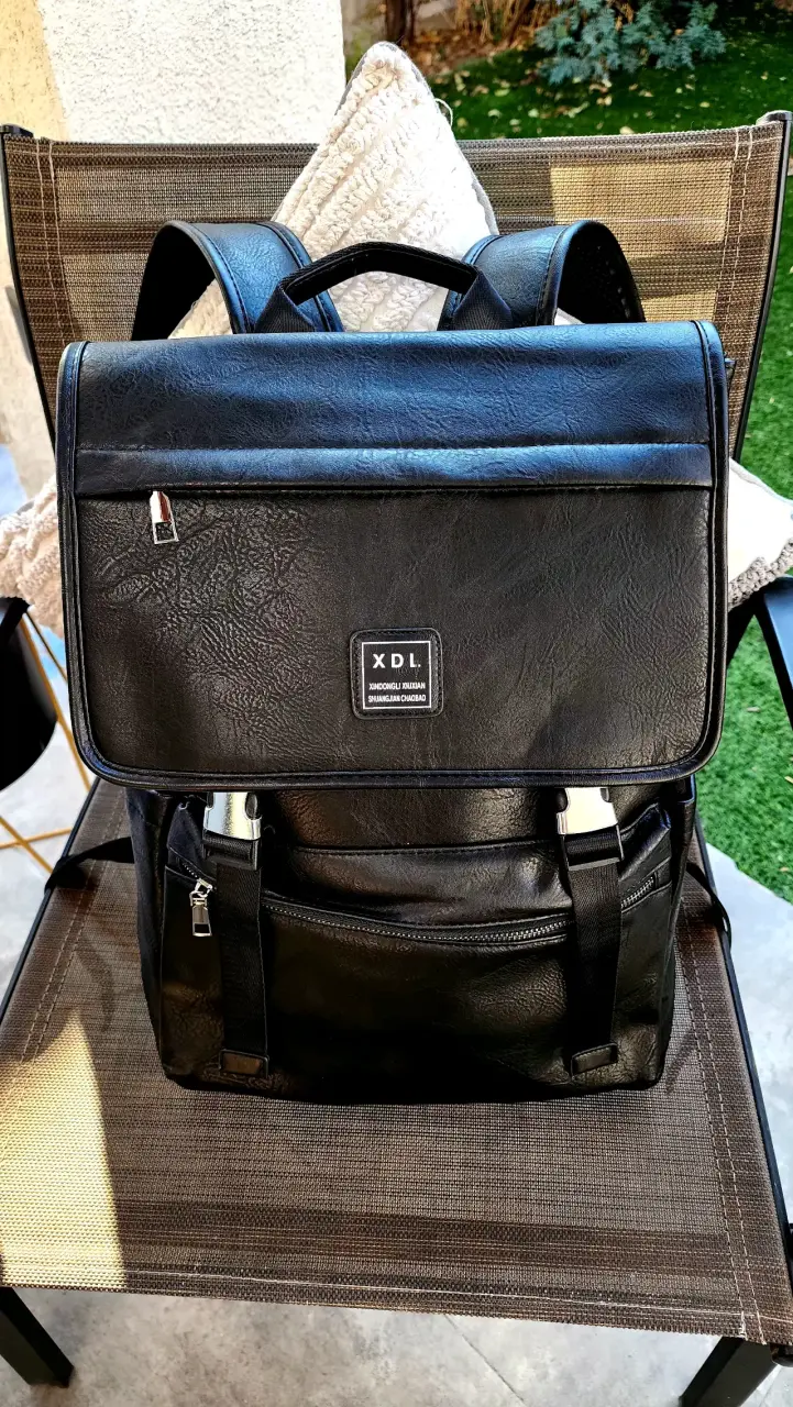 Mochila de cuero sintético negro para Notebook