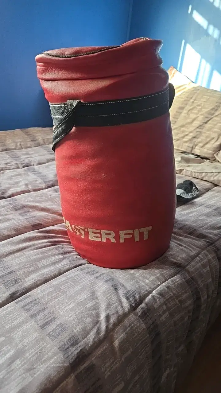 Saco de boxeo Master Fit rojo