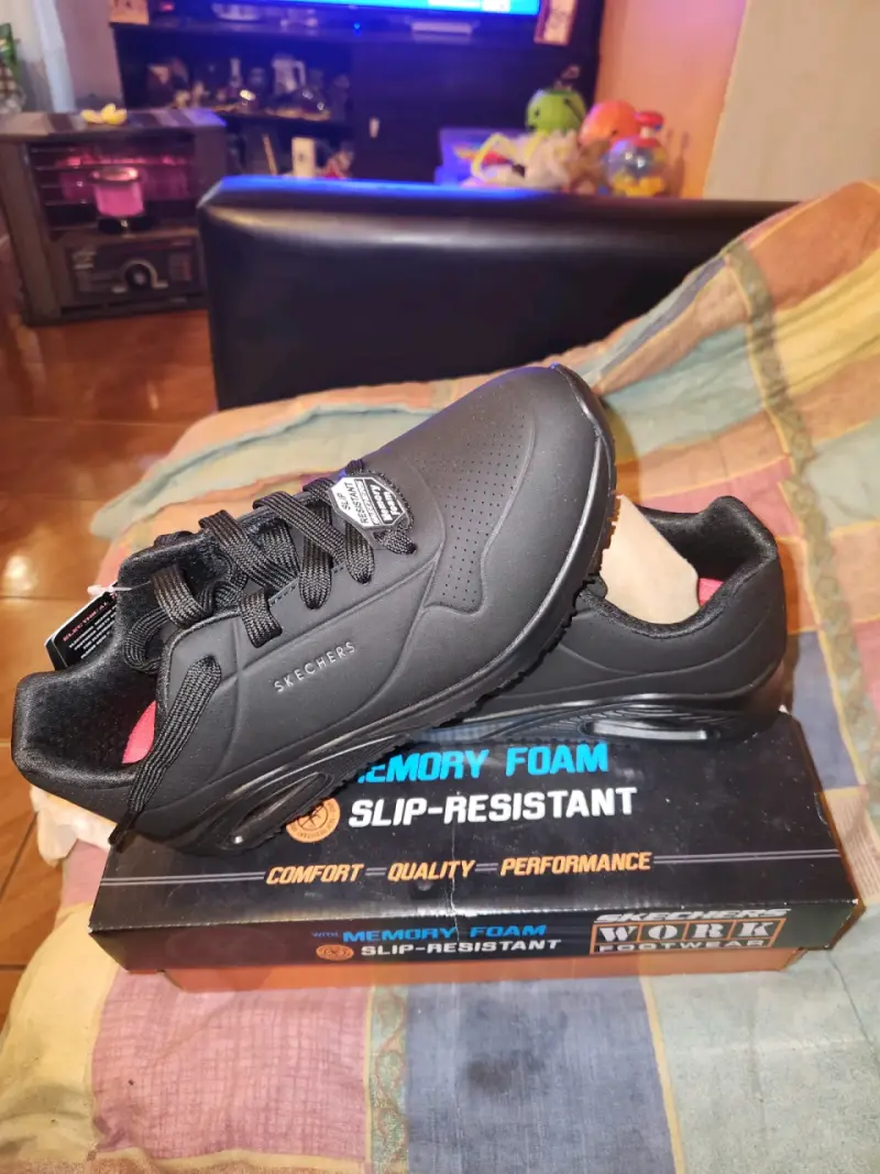 Zapatillas Skechers negras con Memory Foam - 1