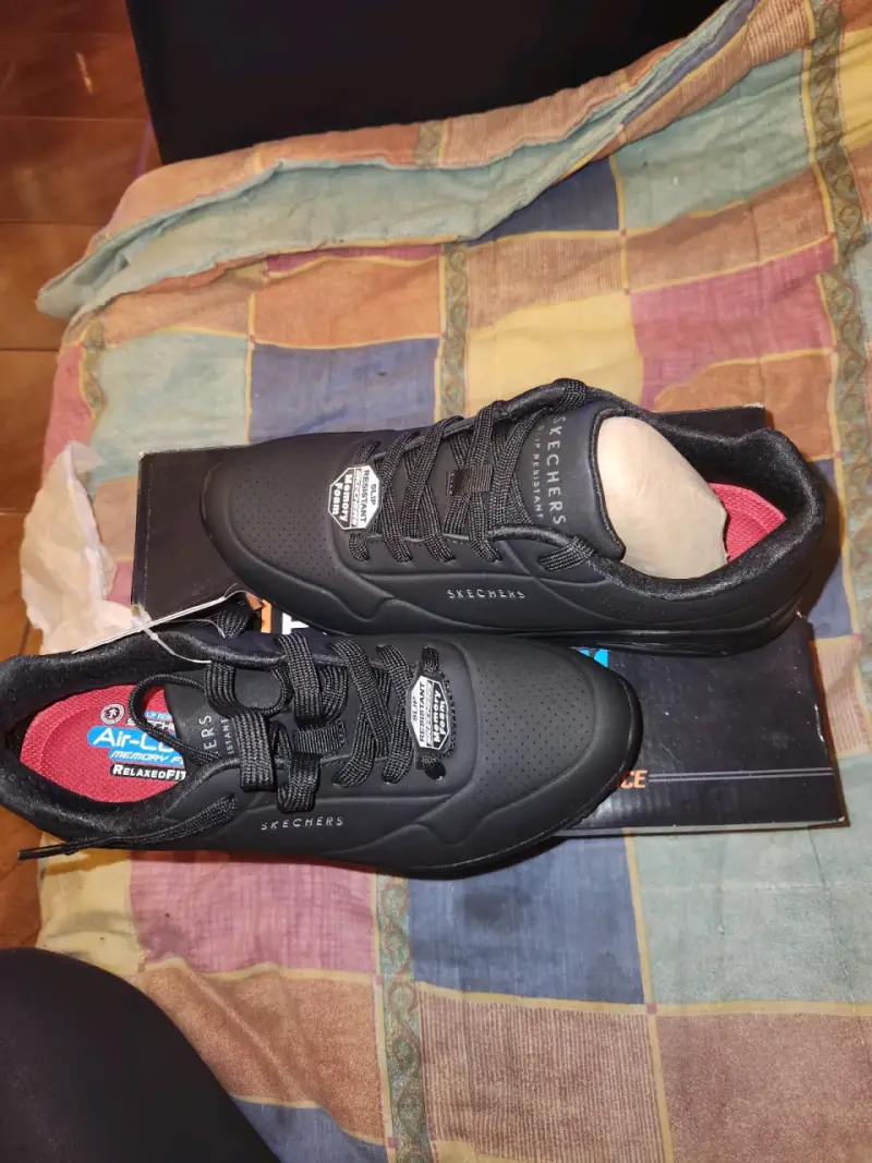 Zapatillas Skechers negras con Memory Foam - 2