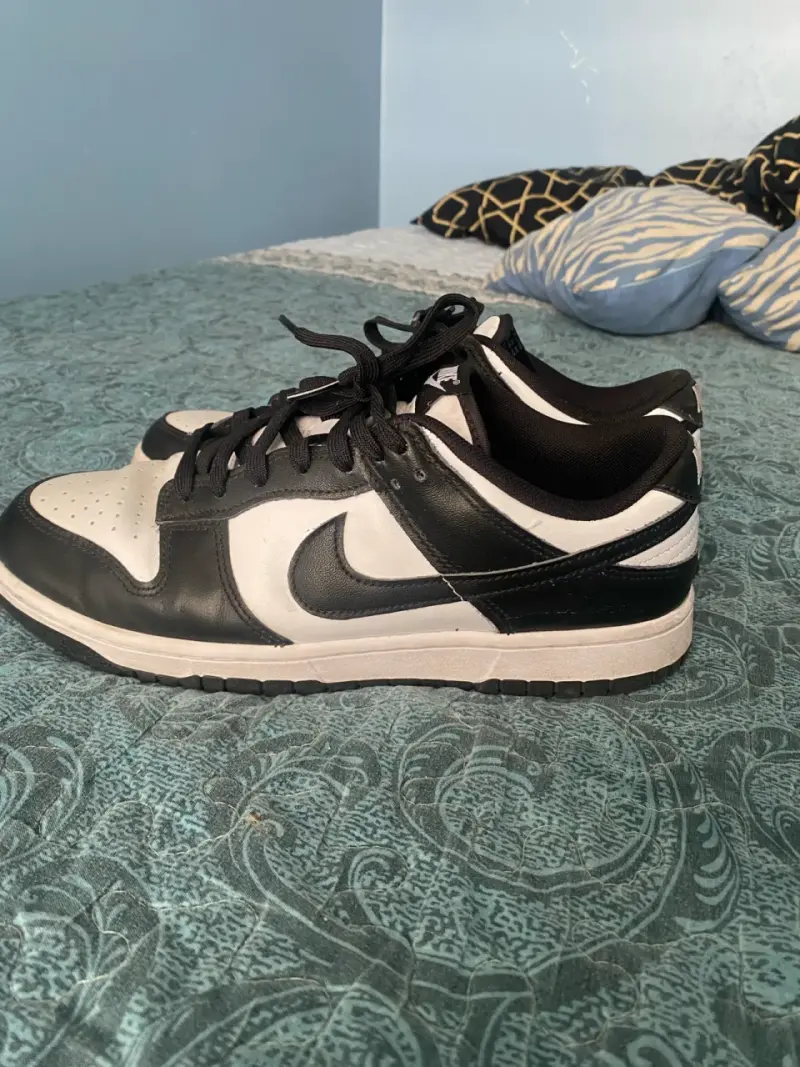 Zapatillas Nike Dunk Low blancas y negras - 3