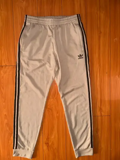 Pantalones deportivos Adidas - miniatura 1