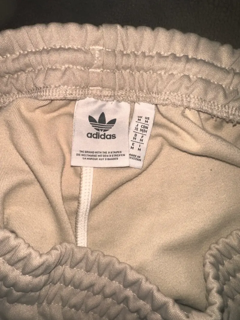 Pantalones deportivos Adidas - 3
